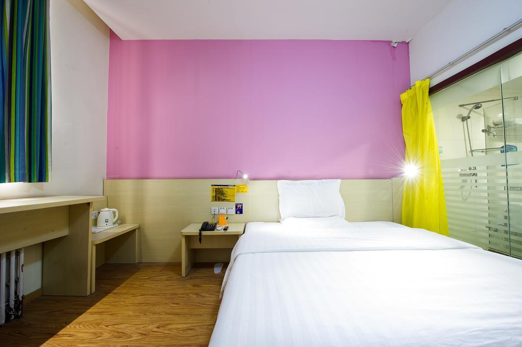 7Days Inn Chengdu Wuda Garden Zewnętrze zdjęcie
